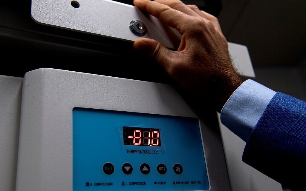 This photo shows a refrigerator suitable for the storage and the transport of the Pfizer anti-covid-19 vaccine at a minus 80 degrees Celsius temperature, at the Desmon SPA company laboratory in Nusco in Campania region on November 27, 2020. (Photo by Tiziana FABI / AFP)